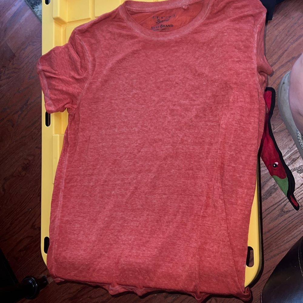 Men’s small shirt